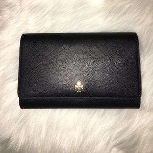 Tory Burch Robinson Chain Wallet - Price is Firm